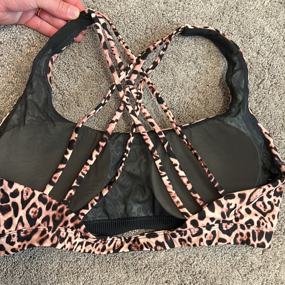 Victoria’s  Secret • Leopard Print Sports Bra - Picture 4 of 5